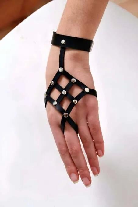 Studded Grid Hand Harness with Wrist Cuff