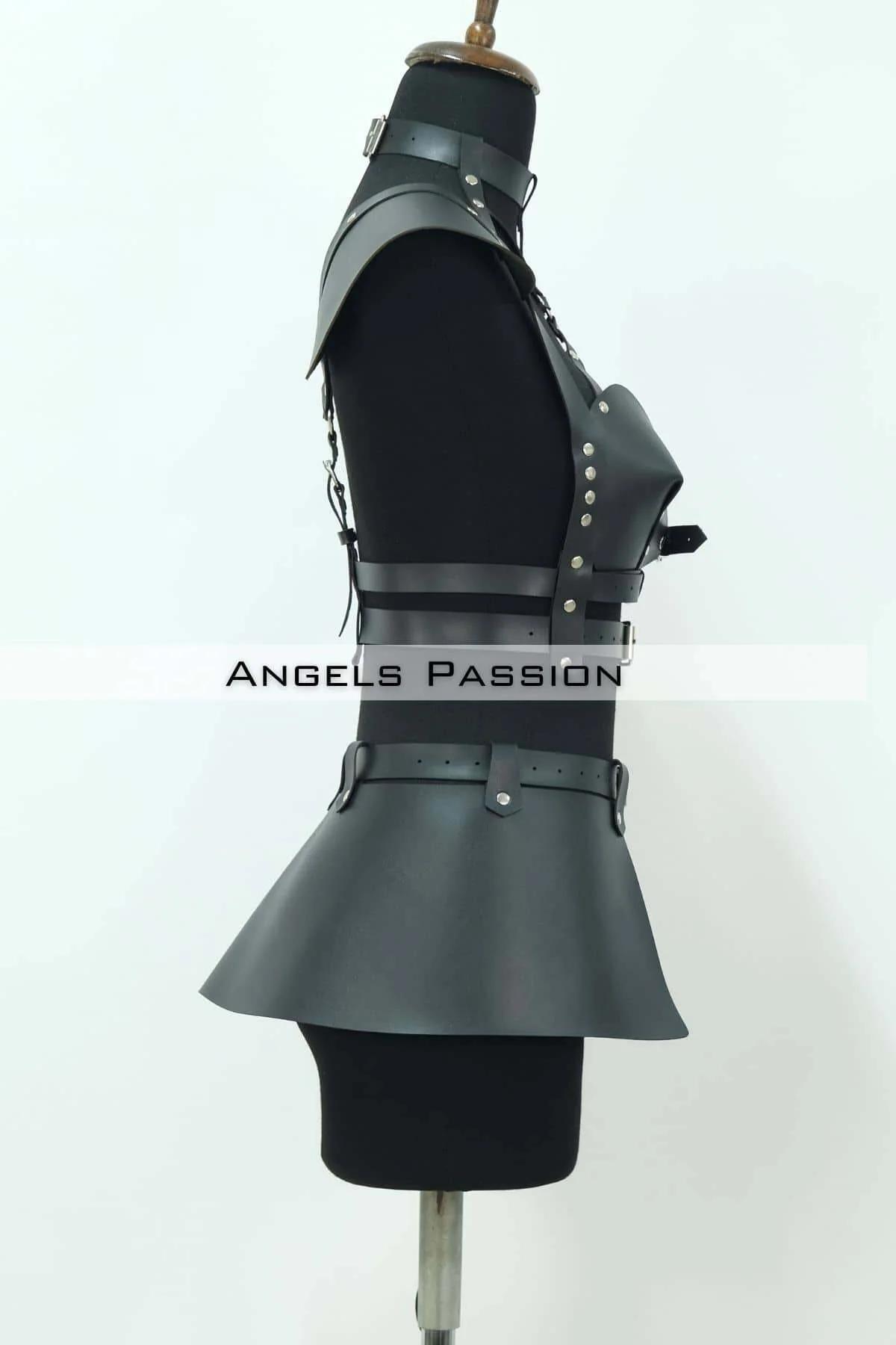 Full Body Harness with Sculpted Skirt & Shoulder Pads