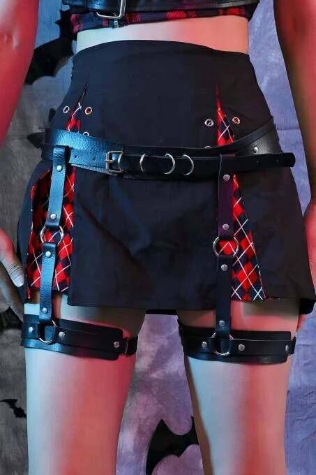 Black Garter Harness Front View D-Ring Closures Reinforced Straps