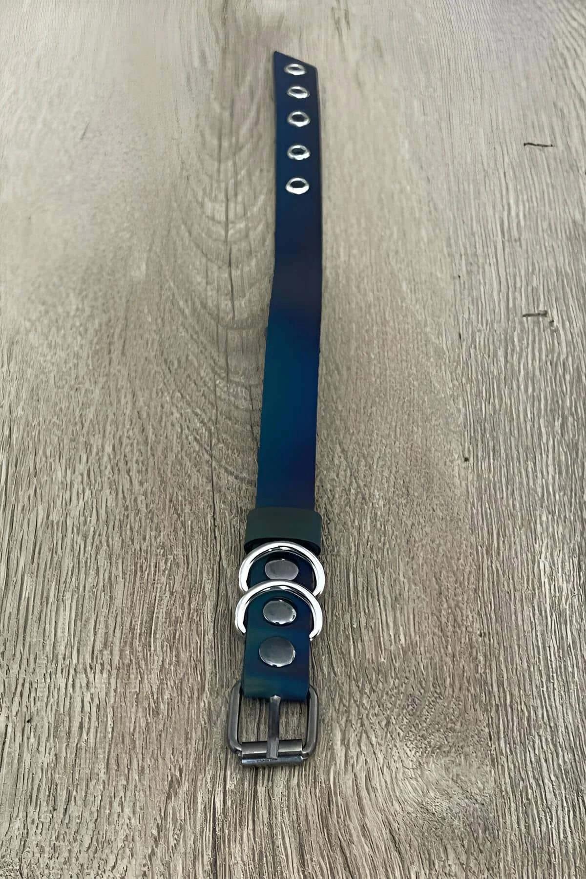 Iridescent Faux Leather Finger Harness with O-Rings