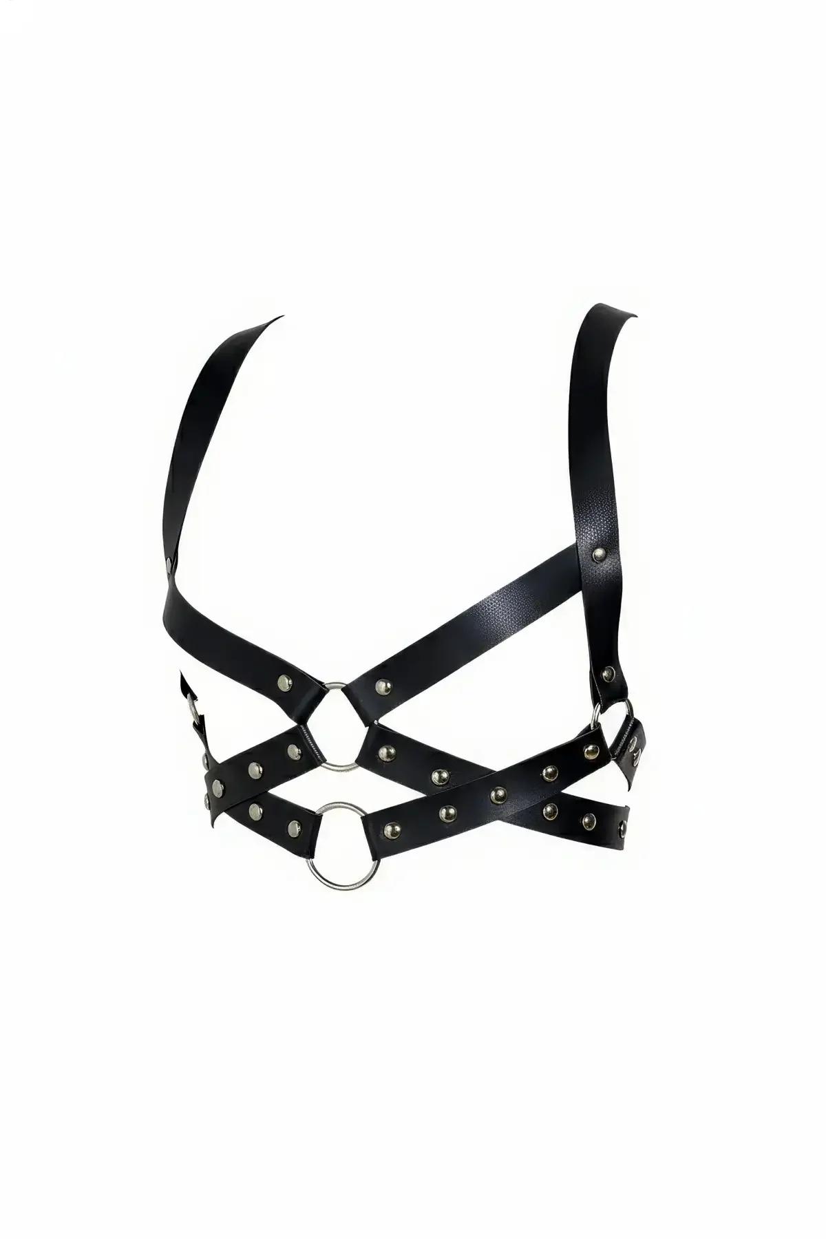 Zımba detaylı siyah vegan deri vücut harness, gümüş O-halka ve çapraz X askı yapısı