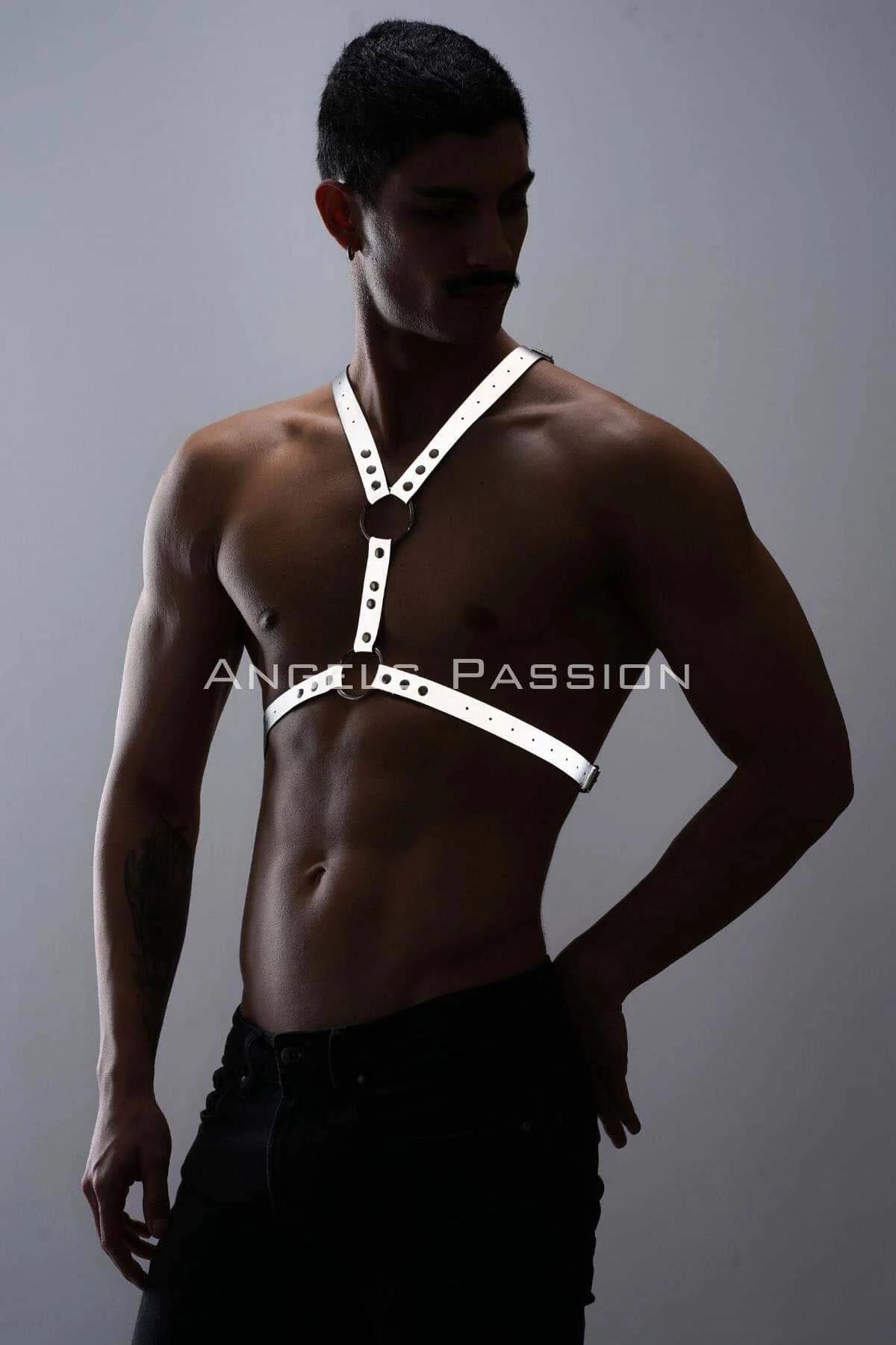 Karanlıkta parlayan beyaz faux leather harness, çift O-ring göğüs merkezi, erkek parti giyim