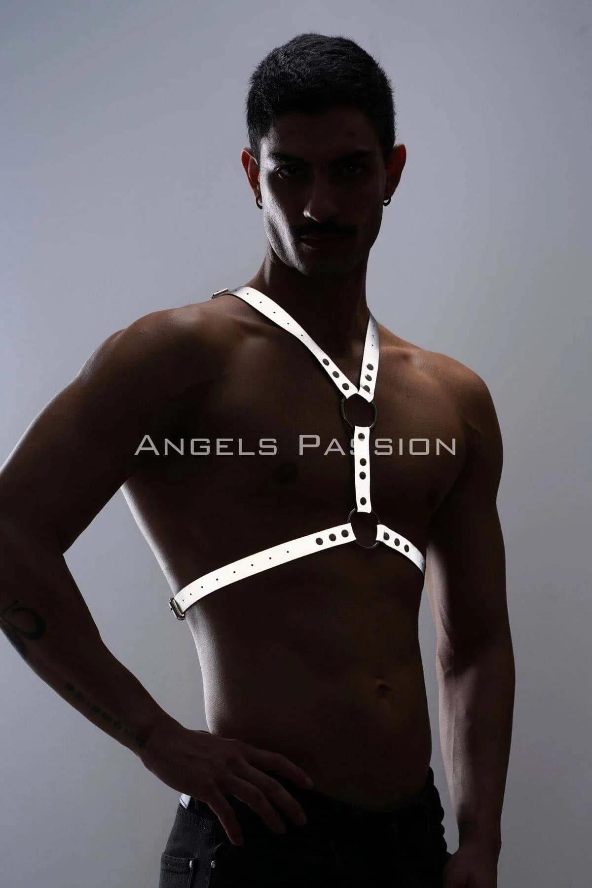 White Reflective Chest Harness with Dual O-Rings and Silver Rivets