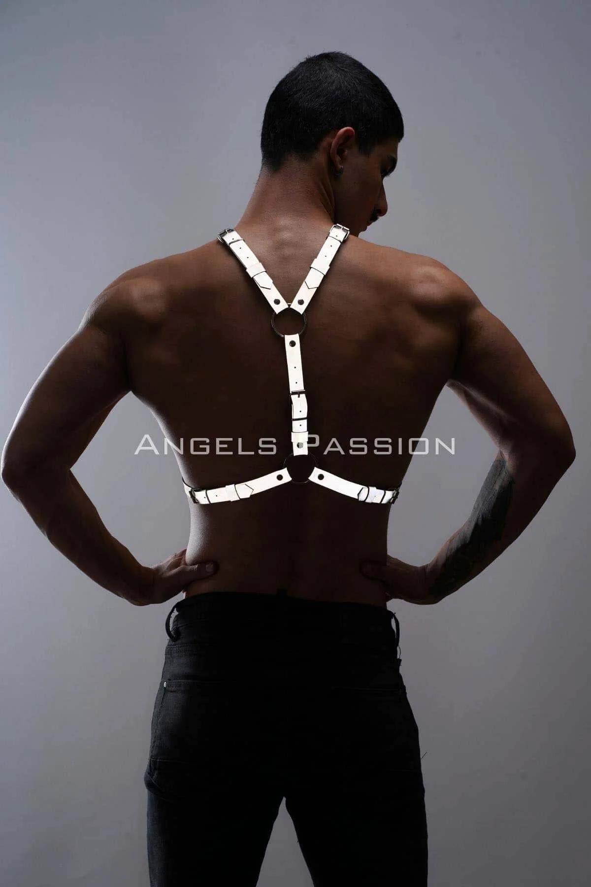White Reflective Chest Harness with Dual O-Rings and Silver Rivets