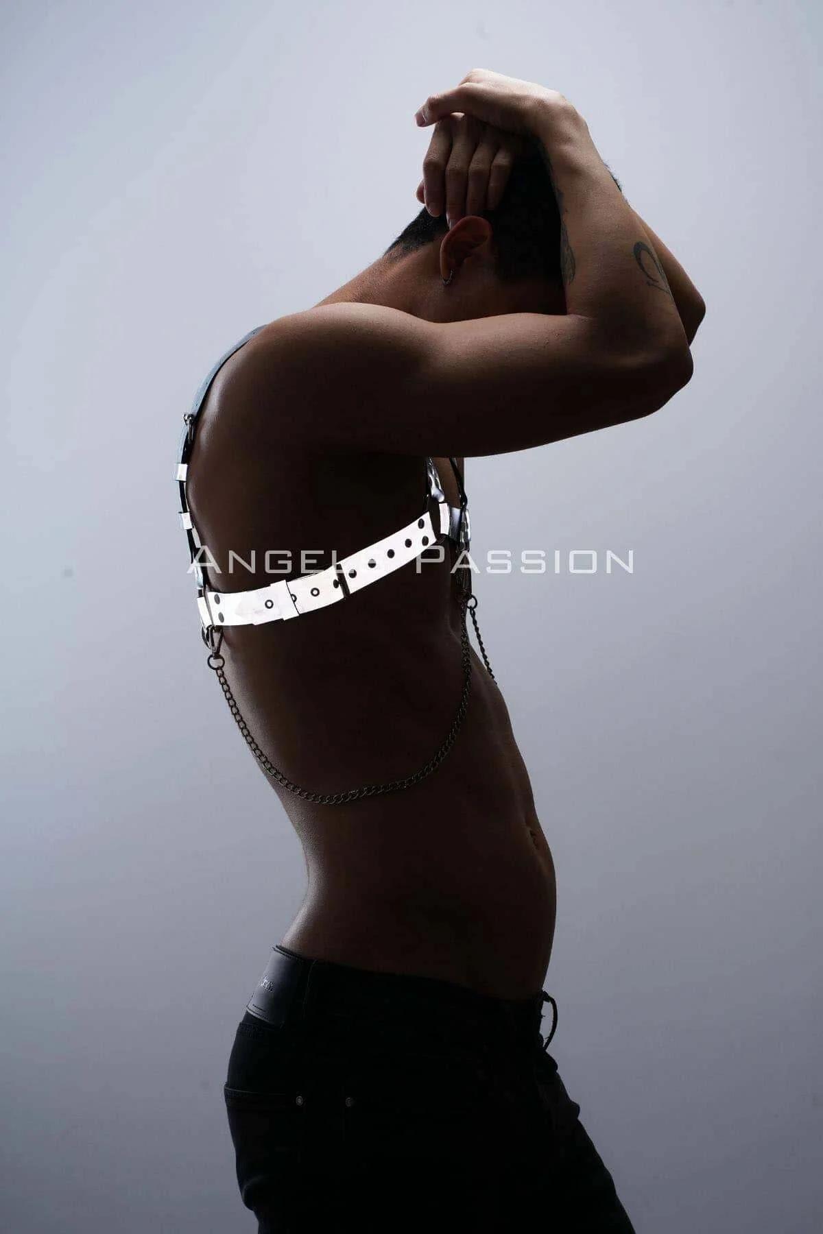 White Reflective Chest Harness with X-Cross Straps and Chain