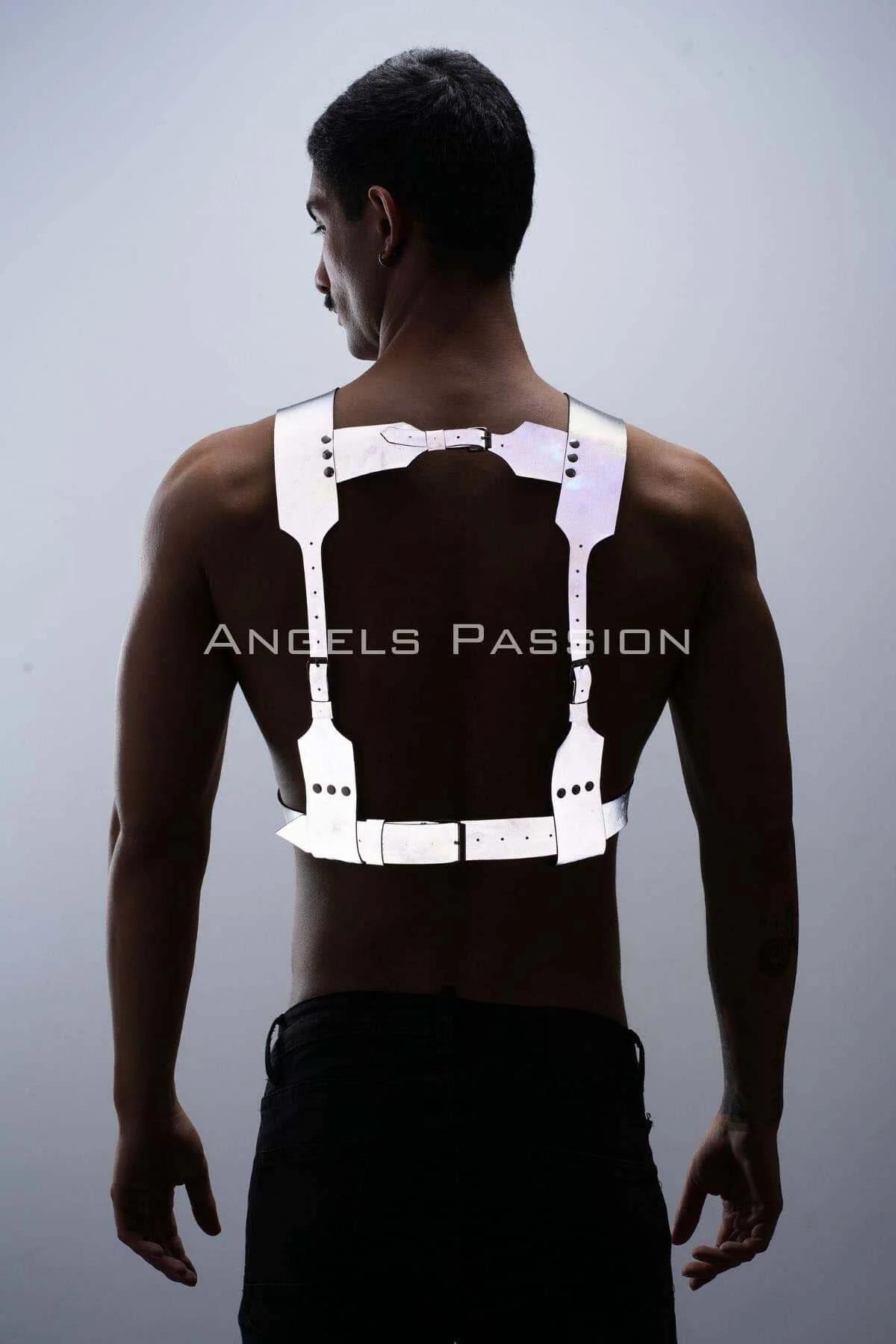 Silver Reflective Chest Harness with Wide Straps and Black O-Rings