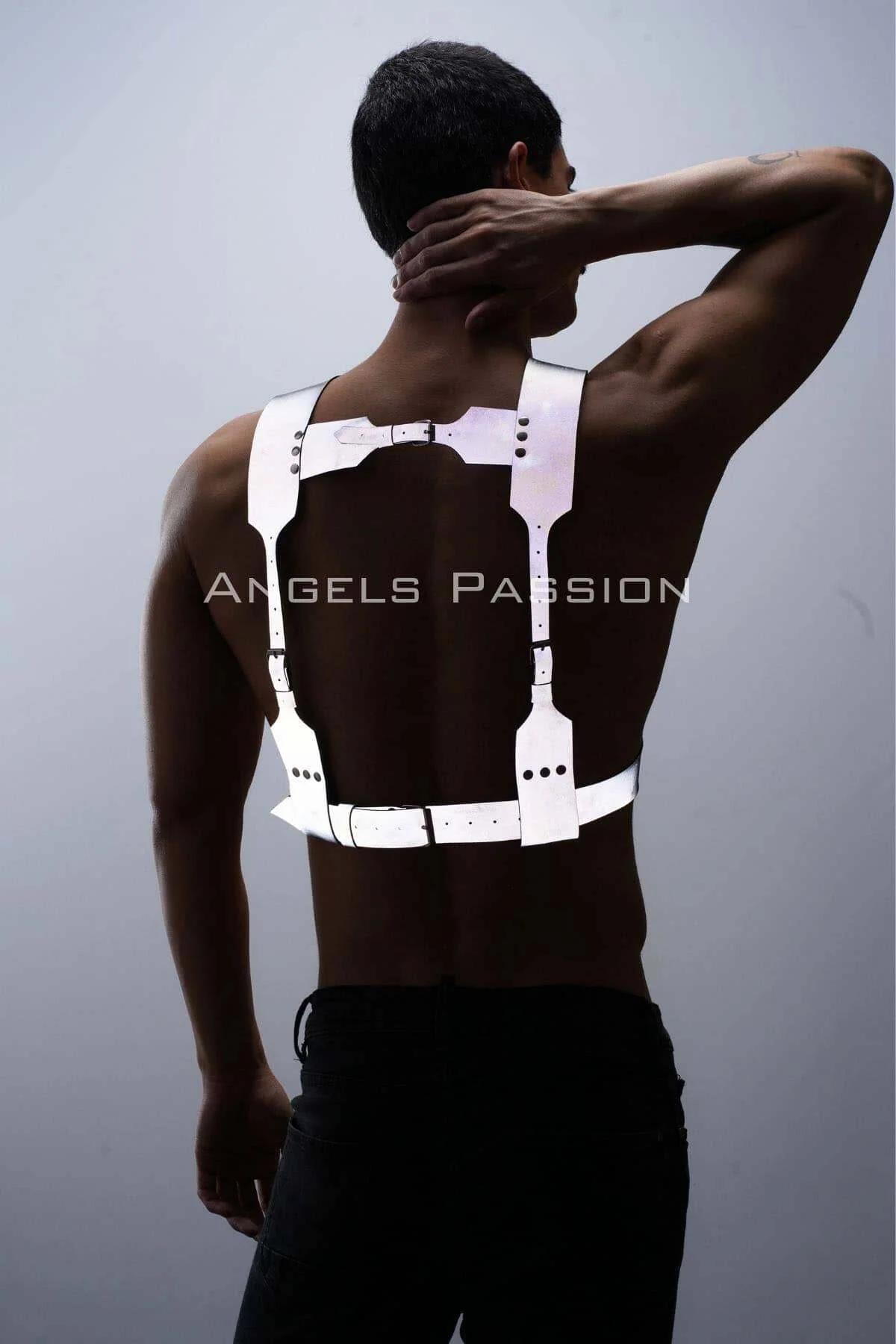 Silver Reflective Chest Harness with Wide Straps and Black O-Rings