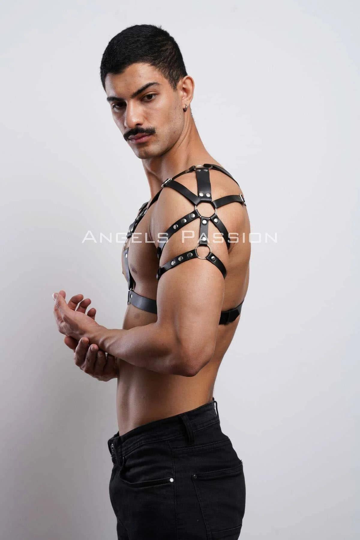 Black O-Ring Chest Harness for Men with Shoulder to Torso Straps