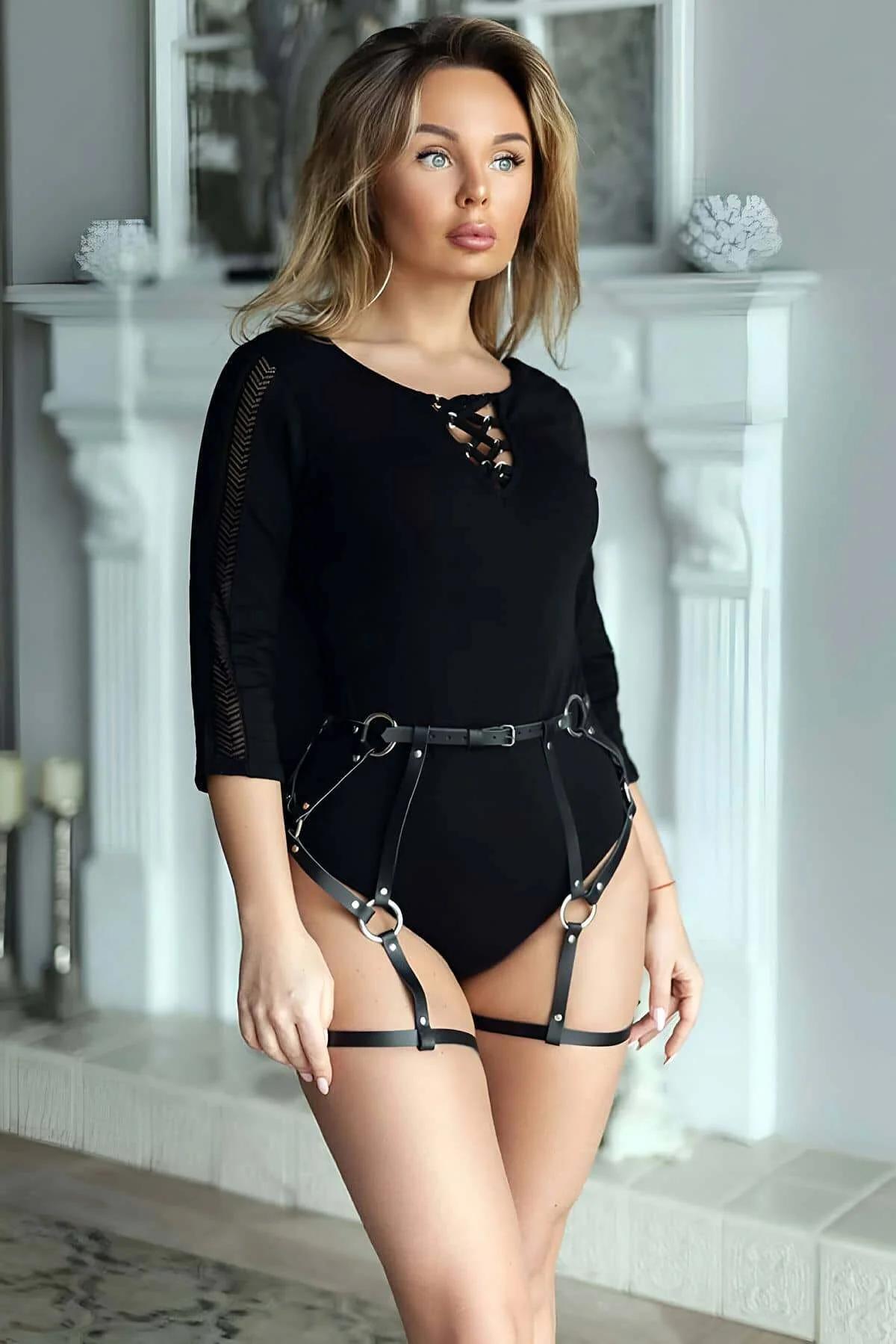 Adjustable Faux Leather Waist to Thigh Garter Harness