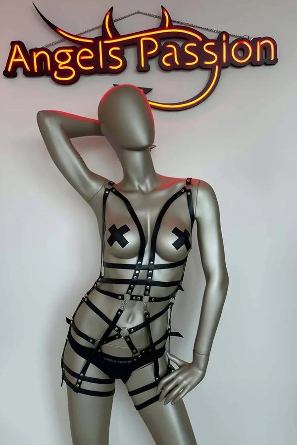 Siyah suni deri body harness gümüş çıtçıt donanım jartiyer bacak şeritli tam vücut