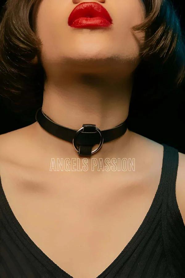 siyah suni deri choker gümüş O-halka detaylı kolye tasma boyunda