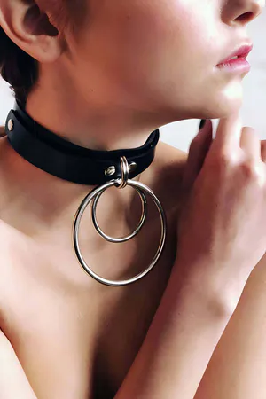 Black Leather Choker Collar with Double O-Rings for Women