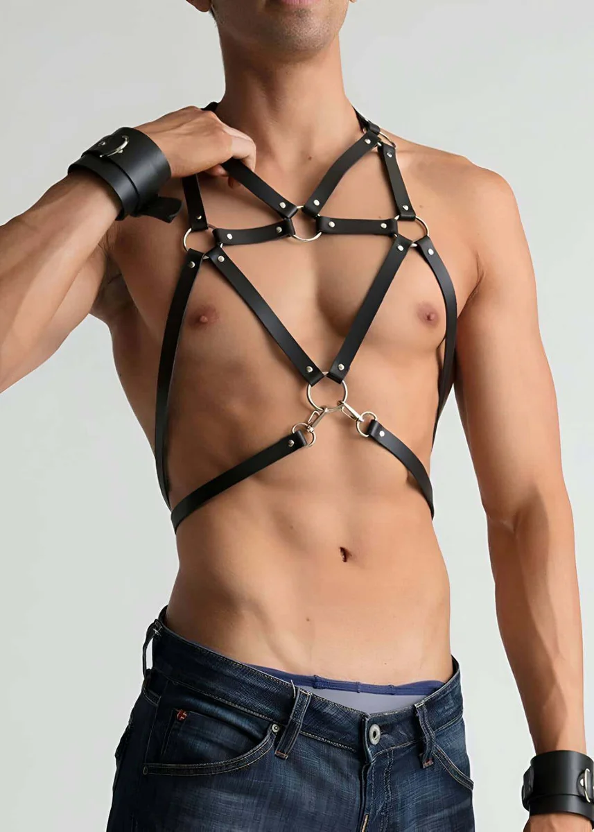 Chest Strap Harness Flat Lay