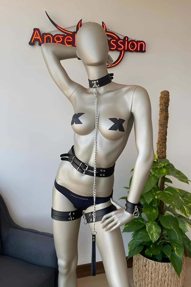 Leather Harness Set for Women – Adjustable Full Body Lingerie