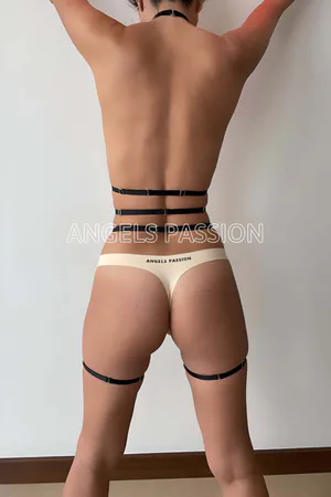 Sleek Adjustable Rubber Garter Body Harness