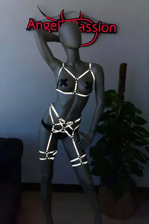 Reflective Harness Garter Set – White Luminous Full Body Style