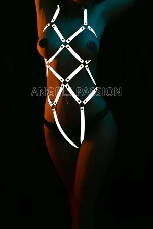 Reflective Body Harness - Luminous Strappy Cage Design