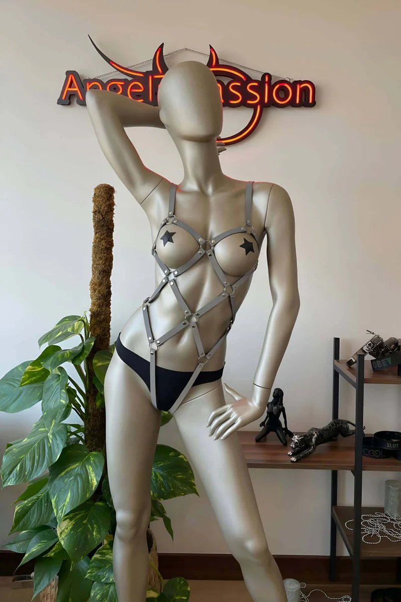 Reflective Body Harness - Luminous Strappy Cage Design
