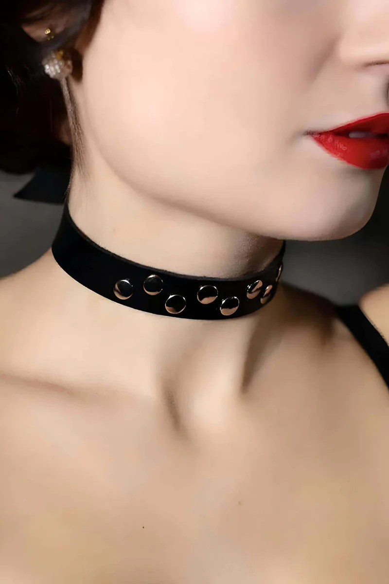 Leather Choker Adjustable Black Buckle Collar Women