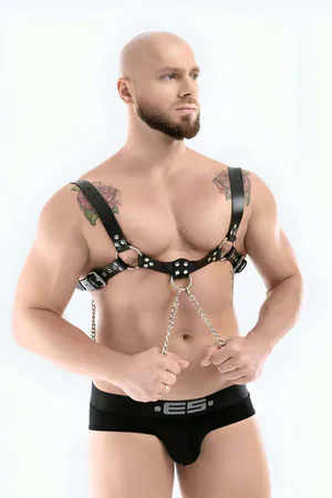 Stylish Men's Leather Bulldog Chest Harness with Chain Detail - APFTM109