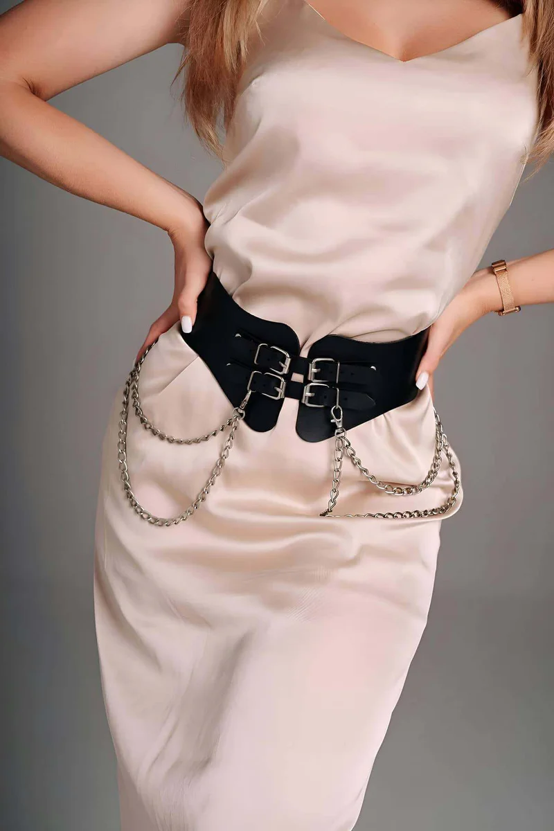 Black wide waist belt front