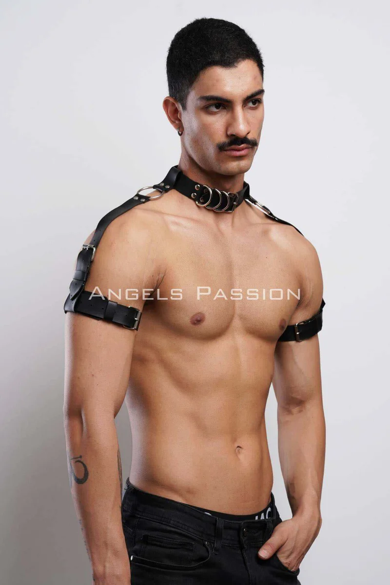Faux leather festival harness black set