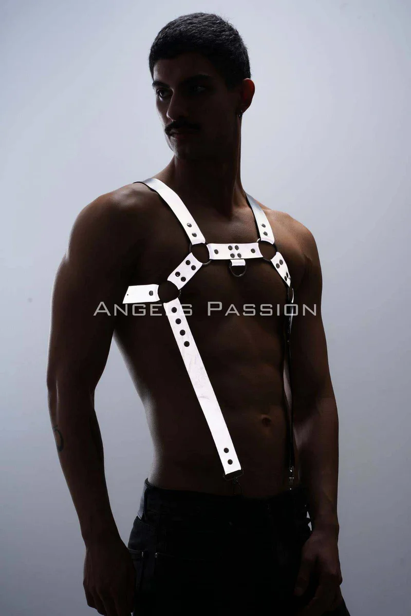 Reflective festival harness in silver