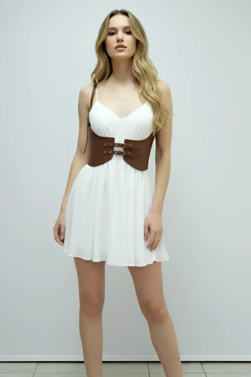 Wide Underbust Belt Styling Idea